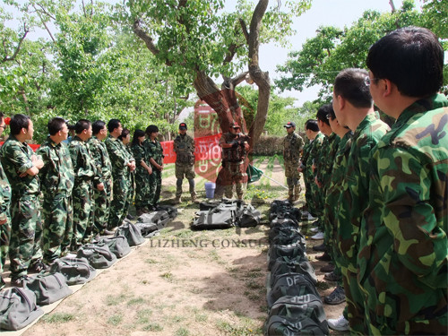 真人CS激光對抗 真人CS激光對抗