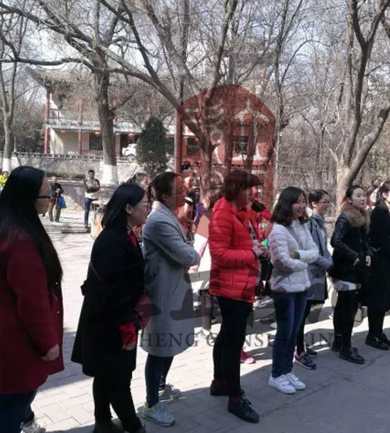 培訓(xùn)快訊培訓(xùn)時間：3月8日培訓(xùn)單位：某銀行培訓(xùn)課程：定向越野培訓(xùn)人數(shù)：80人、觀摩人員1人蘭州企業(yè)培訓(xùn)