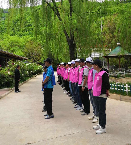 培訓快訊培訓時間：5月22-24日培訓地點:榆中興隆山培訓單位:**乳業(yè)公司培訓課程:拓展培訓人數(shù)：130人